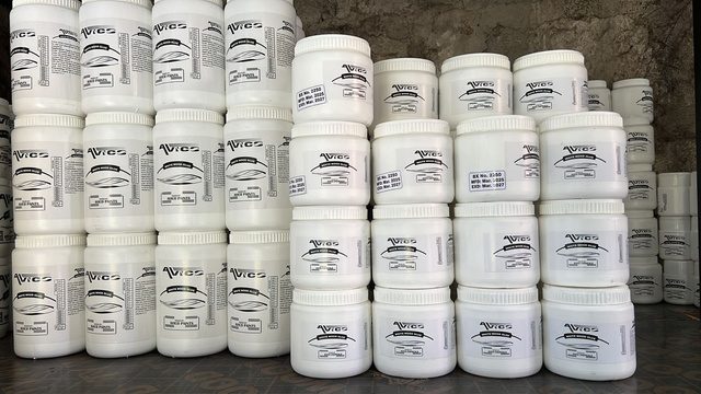 White wood glue